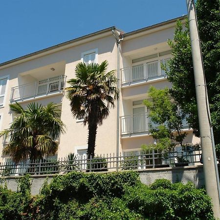 Apartment Villa Sara Dramalj Dış mekan fotoğraf