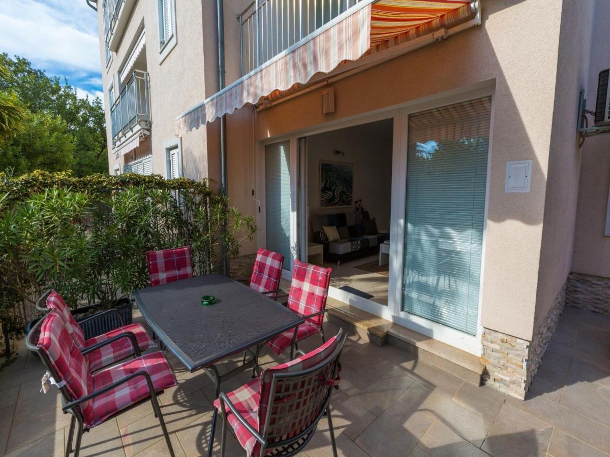 Apartment Villa Sara Dramalj Dış mekan fotoğraf