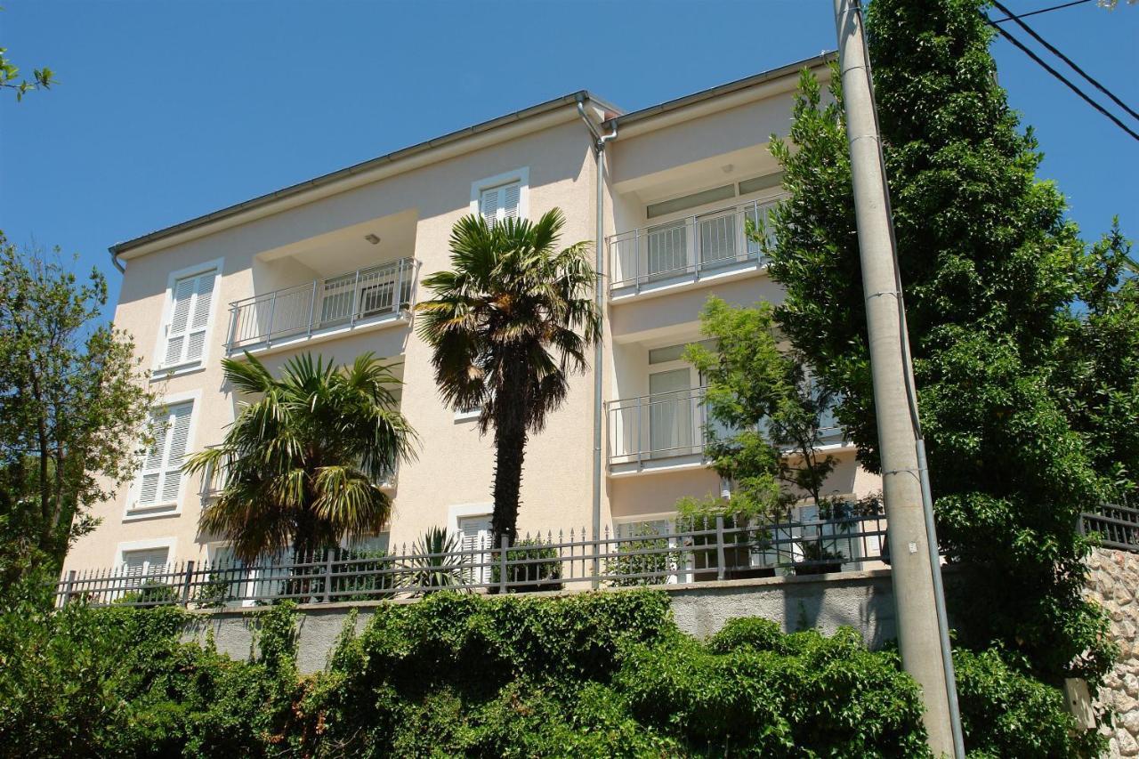 Apartment Villa Sara Dramalj Dış mekan fotoğraf