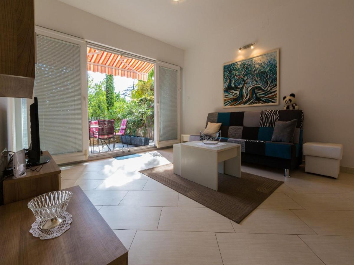Apartment Villa Sara Dramalj Dış mekan fotoğraf